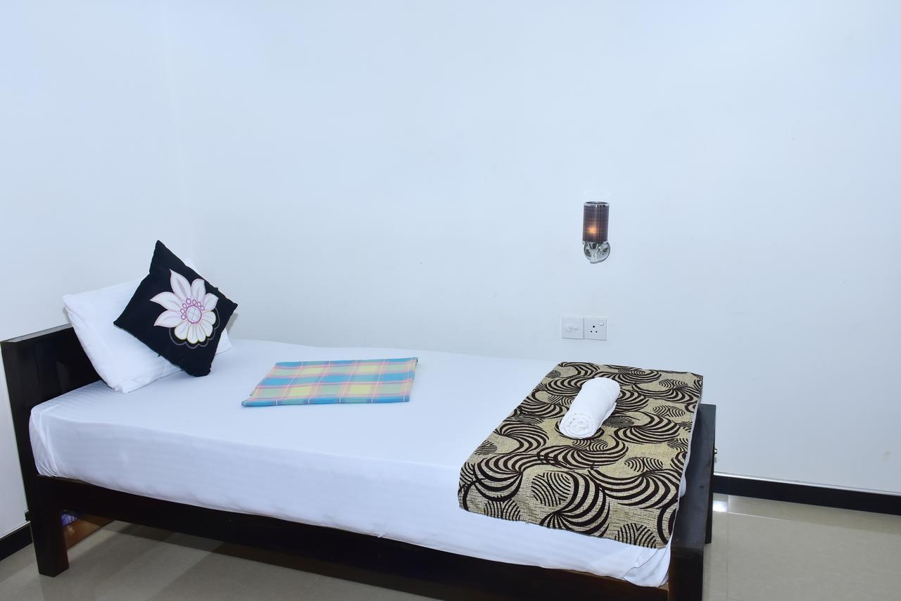 Hotel Nimjaya Udawalawe Eksteriør billede
